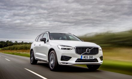 Volvo XC60 B4 (DIESEL) AWD R-DESIGN PRO AUTOMATIC Review